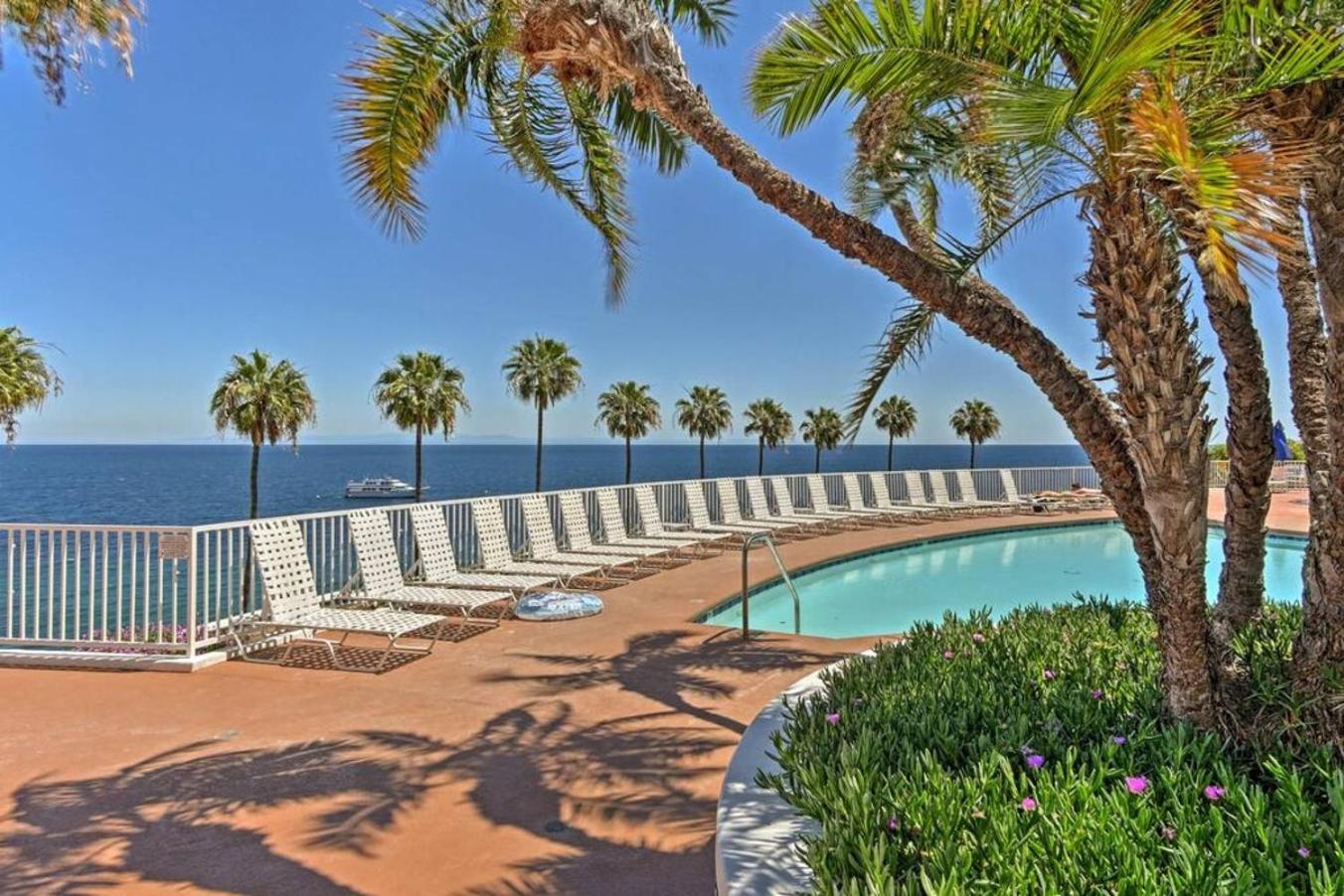 Gorgeous Oceanfront Villa With Panoramic Views Avalon Eksteriør bilde