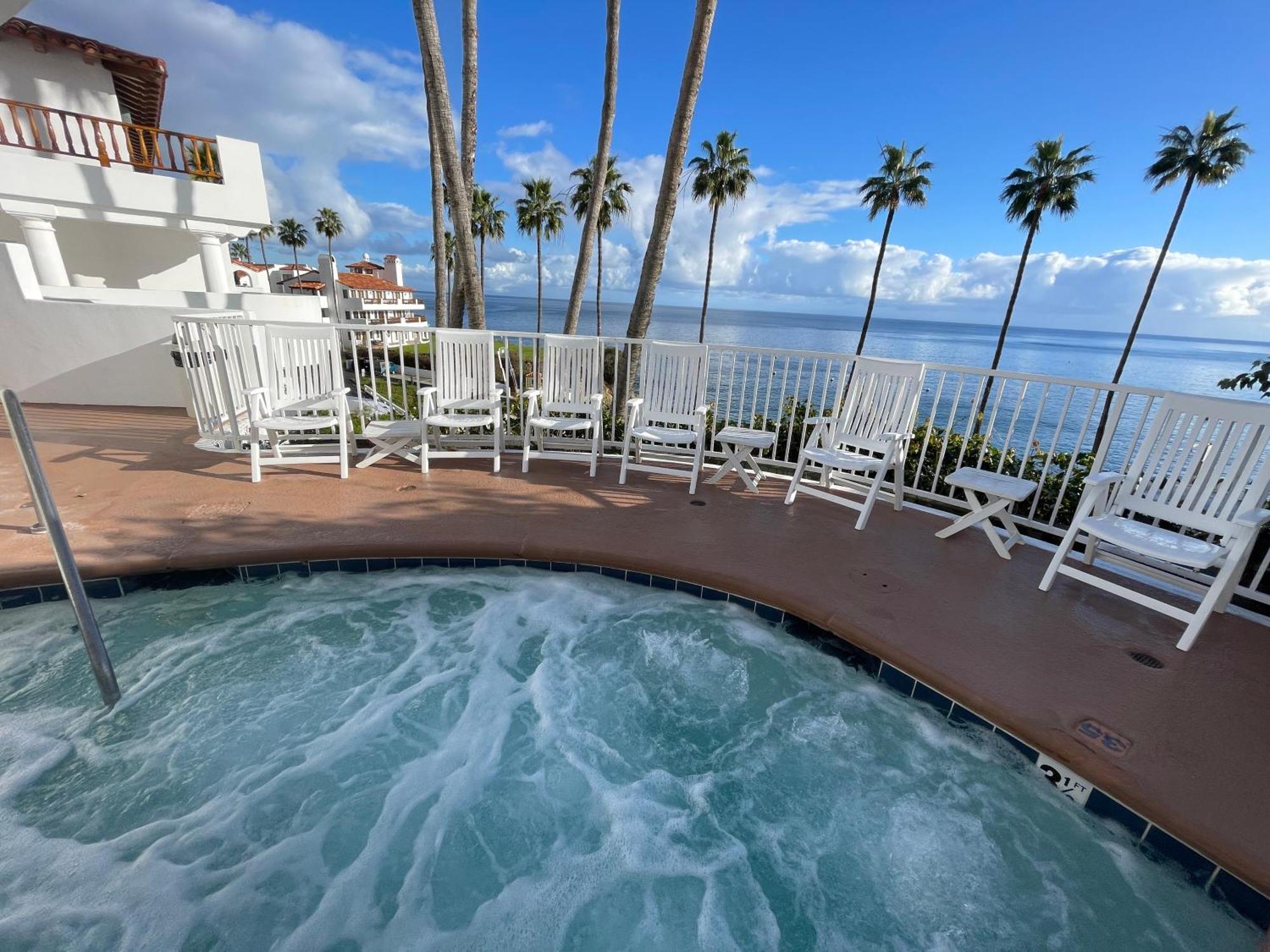 Gorgeous Oceanfront Villa With Panoramic Views Avalon Eksteriør bilde