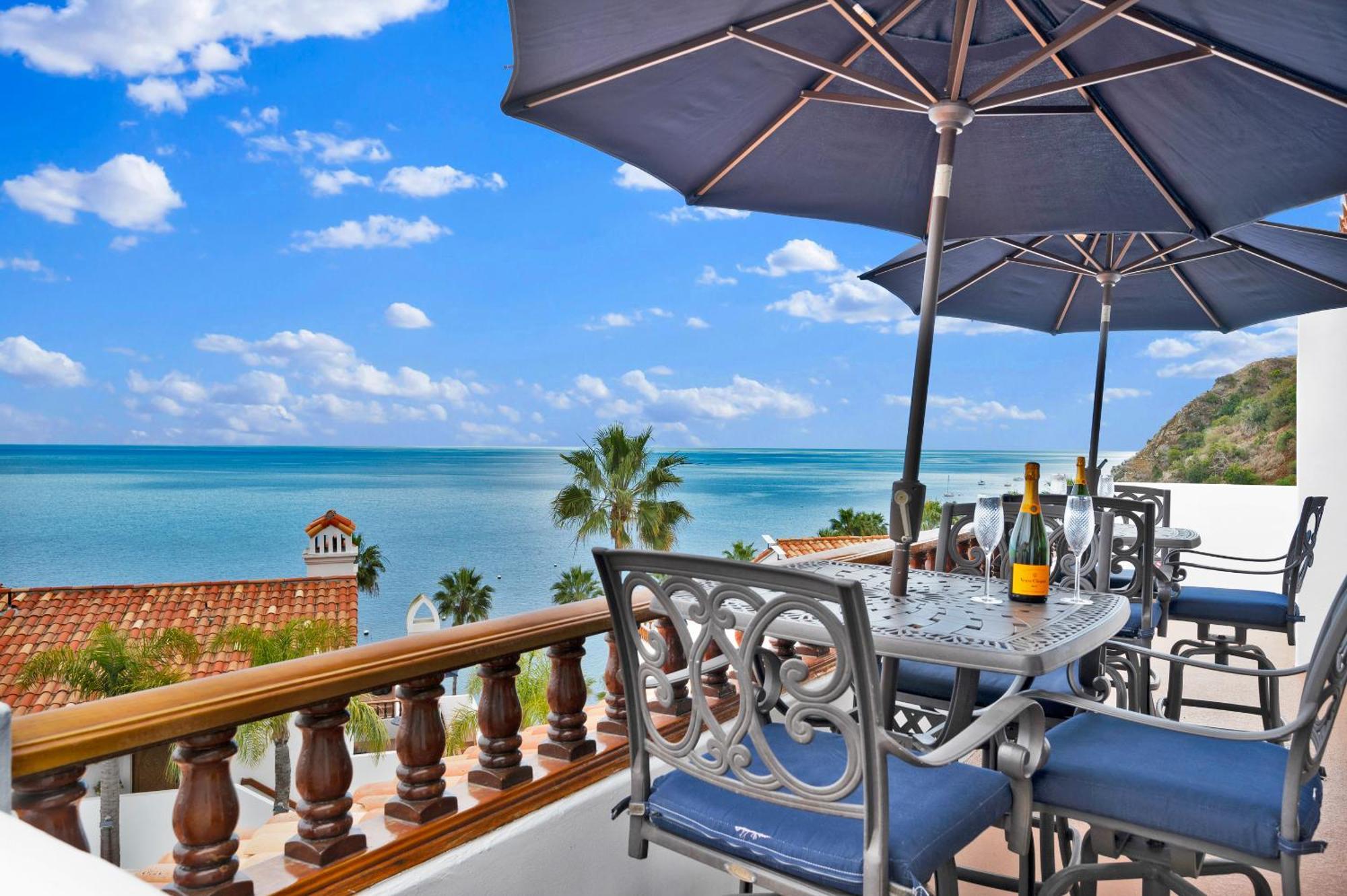 Gorgeous Oceanfront Villa With Panoramic Views Avalon Eksteriør bilde